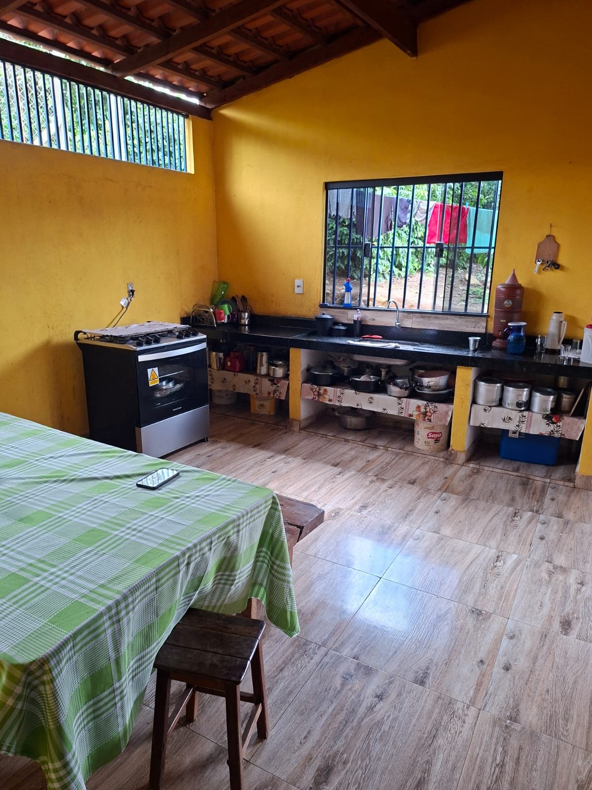 VENDE-SE SÍTIO
