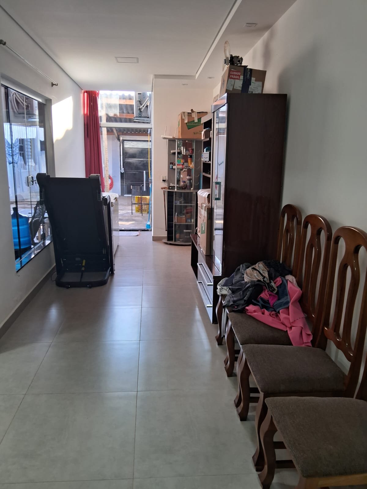 CASA À VENDA NO BAIRRO PITANGUEIRA