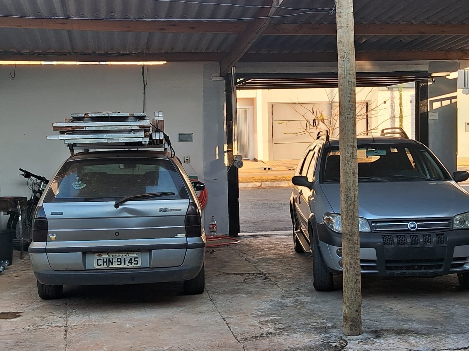 CASA À VENDA NO BAIRRO PITANGUEIRA